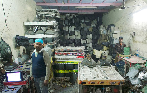 e-waste worker in New Delhi. Image: Shaun Fynn